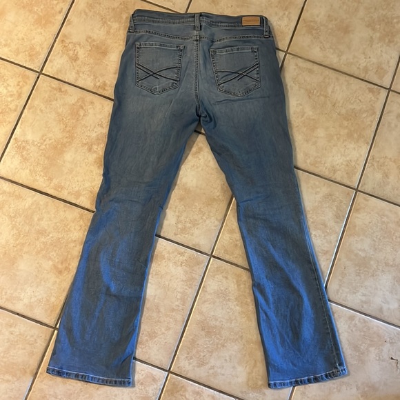 Aeropostale Boot Cut Jeans size 8 Short - Picture 4 of 9